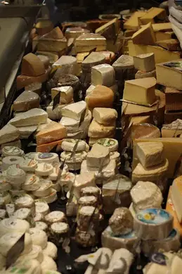 570-biocoop-thonon-bio-fromage-coupe-local.webp