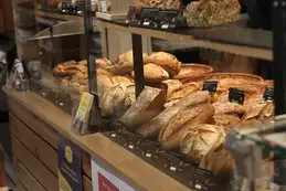 570-biocoop-thonon-bio-local-pain-frais-levain-boulanger.webp