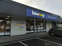570-biocoop-thonon-facade-exterieur-bio-local.webp
