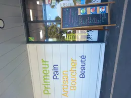 570-biocoop-thonon-vitrine-bio-entree-magasin-1.webp